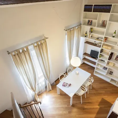 Bright Giglio Loft Apartment Florence