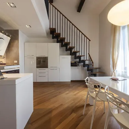 Bright Giglio Loft * Florence