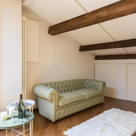 Bright Giglio Loft Apartment